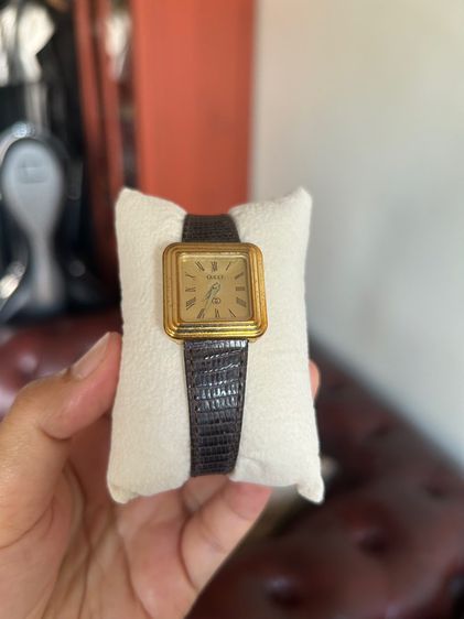 นาฬิกา Vintage Gucci Square Vintage Exquisite Ladies Gucci 18K yellow GP Watch 1980 รูปที่ 2