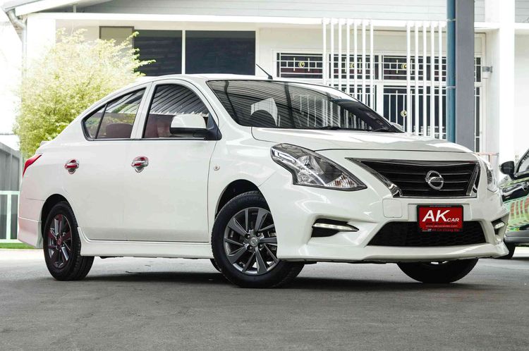 Nissan Almera 2017 1.2 E Sportech Sedan เบนซิน เกียร์อัตโนมัติ ขาว รูปที่ 3