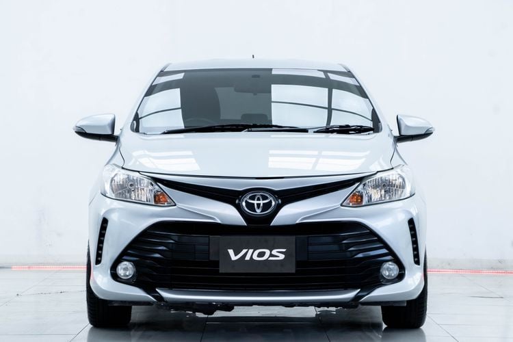 Toyota Vios 2017 1.5 E Sedan เบนซิน ไม่ติดแก๊ส เกียร์อัตโนมัติ เทา รูปที่ 3