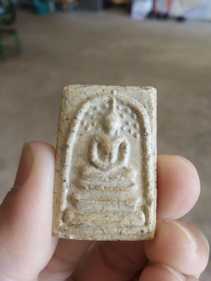 พระเนื้อว่านผสมผง(พระพิมพ์พระสมเด็จพิมพ์ปรกโพธิ์หลังเรียบ(มีรอยแตกหักและชำรุด)(ไม่ทราบพระเกจิที่สร้างไม่ทราบรุ่น)(290401))พระเครื่องของมงคล รูปที่ 3