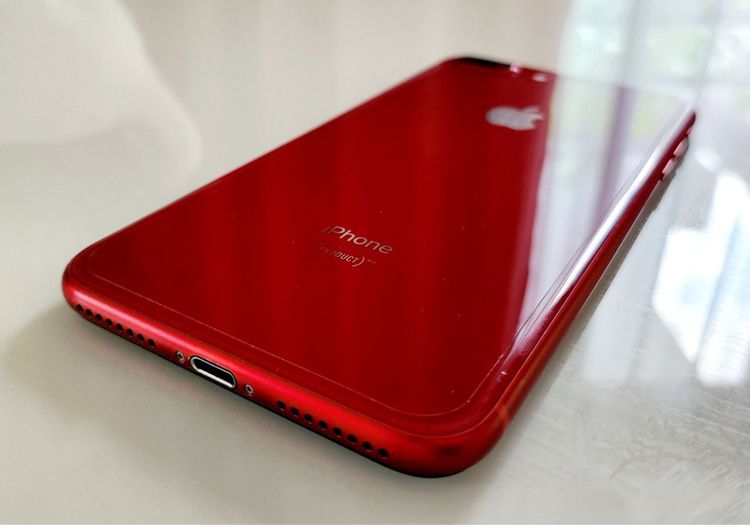 iPhone 8 Plus 64GB สี Product Red ครับ รูปที่ 3