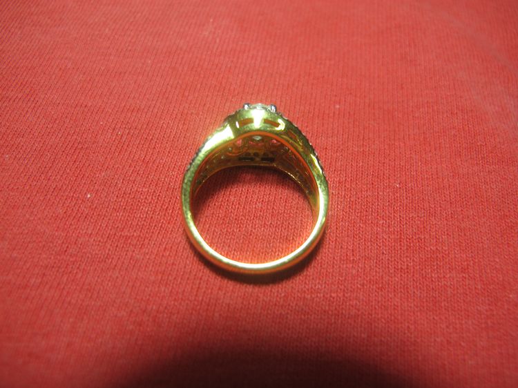 แหวนทองคำฝังเพชรแท้ ทอง7.6g เพชรรวม 1.89 ct  ราคา48,500 รูปที่ 6