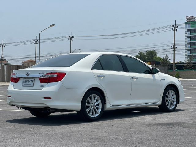 Toyota Camry 2014 2.5 Hybrid Premium Sedan ไฮบริด ไม่ติดแก๊ส เกียร์อัตโนมัติ ขาว รูปที่ 3