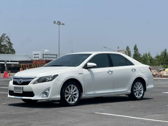 Toyota Camry 2014 2.5 Hybrid Premium Sedan ไฮบริด ไม่ติดแก๊ส เกียร์อัตโนมัติ ขาว รูปที่ 1