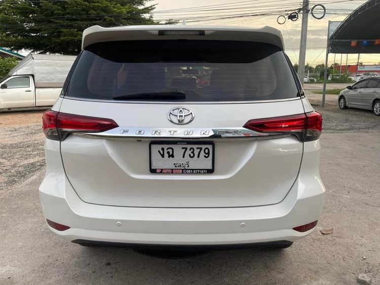 Toyota Fortuner 2017 2.4 V ดีเซล ไม่ติดแก๊ส เกียร์อัตโนมัติ ขาว รูปที่ 4