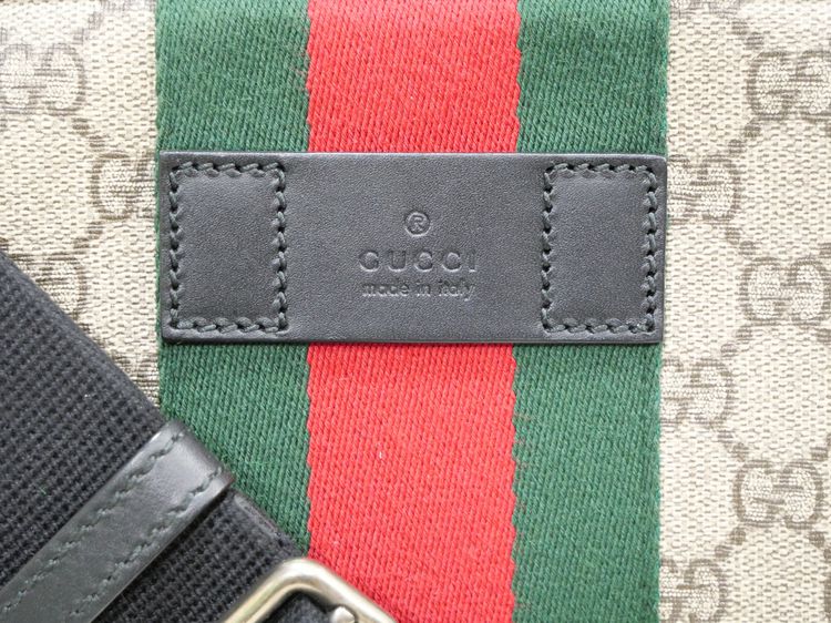 Good condition Gucci Shoulder Crossbody  รูปที่ 4