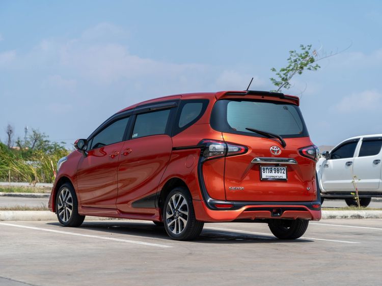 Toyota Sienta 2019 1.5 V Utility-car เบนซิน เกียร์อัตโนมัติ ส้ม รูปที่ 3