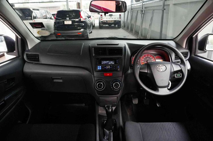 Toyota Avanza 2014 1.5 E Utility-car เบนซิน เกียร์ธรรมดา ขาว รูปที่ 4