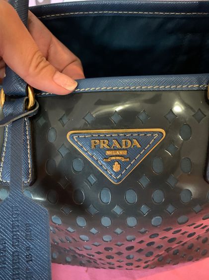 กระเป๋า Prada ไซส์ 9.5 ปากกระเป๋า 10.5 รูปที่ 2