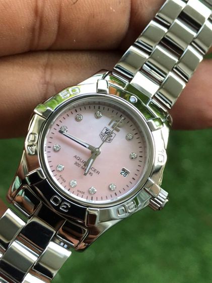 TAG Heuer Aquaracer Lady Diamond Pink Mother of pearl WAF141A🇨🇭🇨🇭
    รูปที่ 10