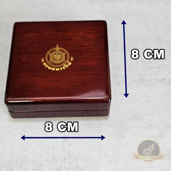 กล่องใส่เหรียญ กล่องเปล่า บรรจุเหรียญ 1 หลุม จากกรมธนารักษ์ กล่องไม้สภาพสวย มีกล่องนอก รูปที่ 4