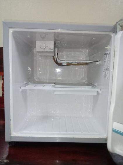 ตู้เย็นมินิบาร์ HiITACHI 1.7 คิวใช้งานได้เย็นดีปกติครับ รูปที่ 7