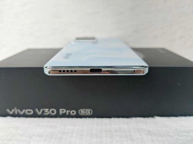 Vivo V30 Pro (สีขาว) มือสอง อายุเครื่องแค่ 1 เดือน ส่งฟรีถึงมือทั่วกรุงเทพฯ และปริมณฑล หรือส่งฟรี EMS ทั่วไทย สอบถามเพิ่มเติมโทร 0886700657  รูปที่ 6