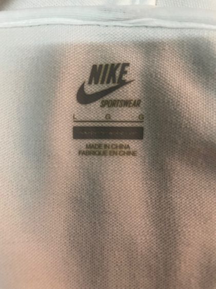 เสื้อกันหนาว Nike (ขาว) มือสอง รูปที่ 4