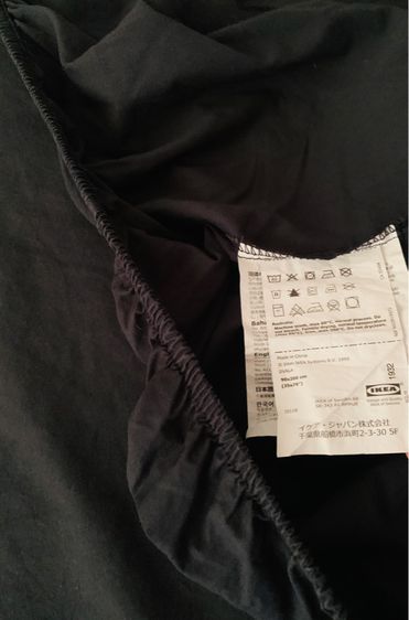 ผ้าปูที่นอนรัดมุม (แบบบาง) ขนาด 3ฟุต สีดำ ยี่ห้อ IKEA (Made in Sweden) (โทนสีหายาก) มือสองขายตามสภาพ สินค้าญี่ปุ่น-เกาหลีแท้ รูปที่ 3