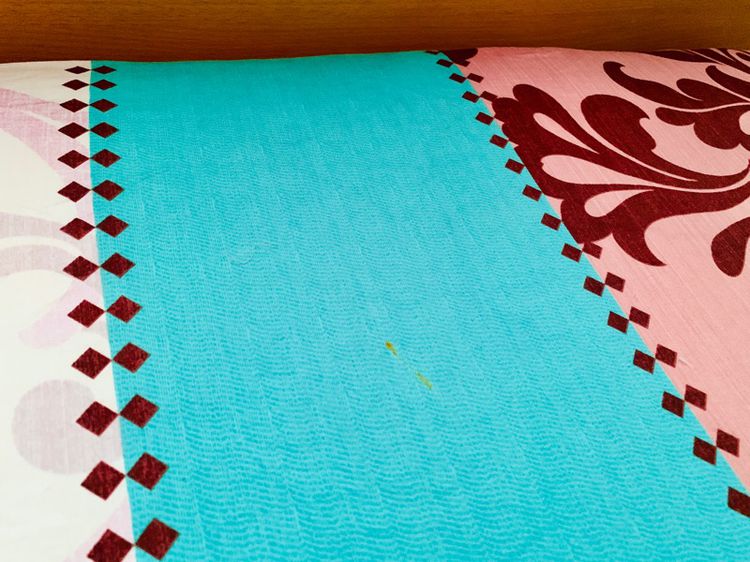 ผ้าปูที่นอนรัดมุม (แบบหนา) ขนาด 3.5ฟุต สีม่วงเขียวลายวินเทจ (สภาพใหม่) มือสองขายตามสภาพ สินค้าญี่ปุ่น-เกาหลีแท้ รูปที่ 4