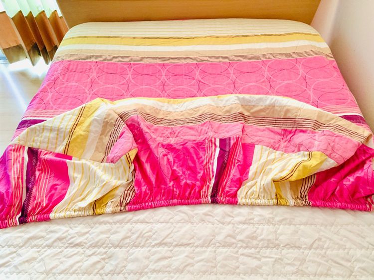 ผ้าปูที่นอนรัดมุม (แบบหนา) ขนาด 3.5ฟุต สีม่วงเขียวลายกราฟฟิก มือสองขายตามสภาพ สินค้าญี่ปุ่น-เกาหลีแท้ รูปที่ 9