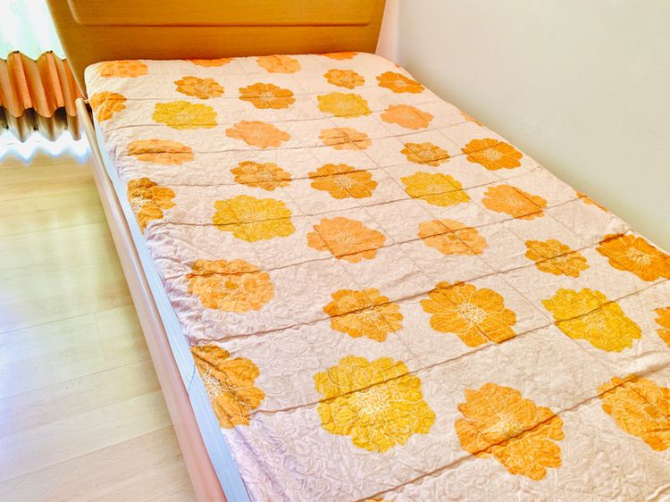 ผ้าปูที่นอนรัดมุม (แบบหนา) ขนาด 3.5ฟุต ผ้าทอลายนูนสีน้ำตาลลายวินเทจลายดอก มือสองสภาพดี สินค้าญี่ปุ่น-เกาหลีแท้  รูปที่ 2