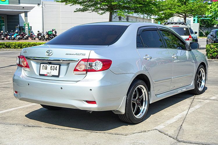 Toyota Altis 2012 1.6 G Sedan เบนซิน ไม่ติดแก๊ส เกียร์อัตโนมัติ เทา รูปที่ 4