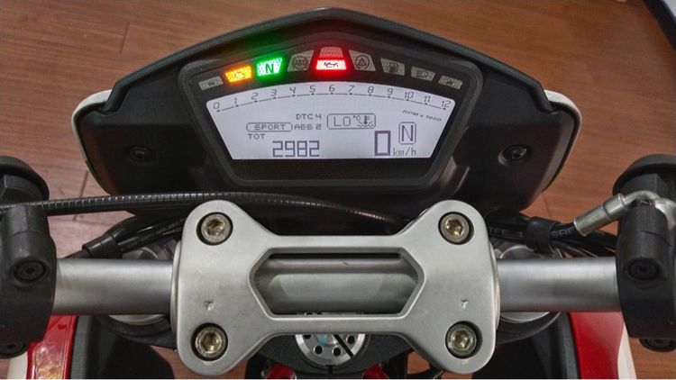 Ducati Hypermotard 939 รูปที่ 12