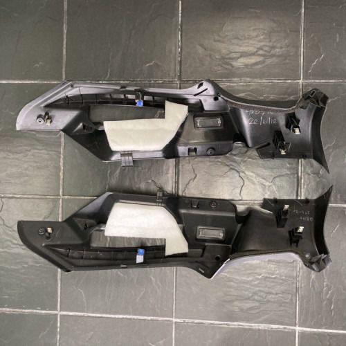 FORD FOCUS MK3 2012-2017 พลาสติครองแผ่นปิดสัมภาระ รูปที่ 2