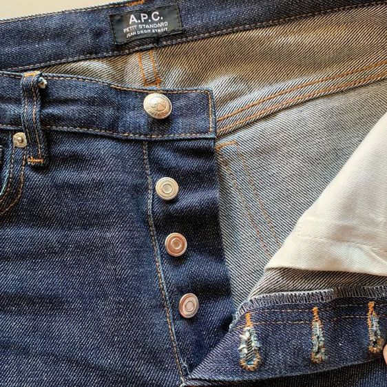 กางเกงยีนส์ขายาว A.P.C. Jeans แท้มือสอง Petit Standard ริมแดง เอว 31 ยาว 42 รูปที่ 6