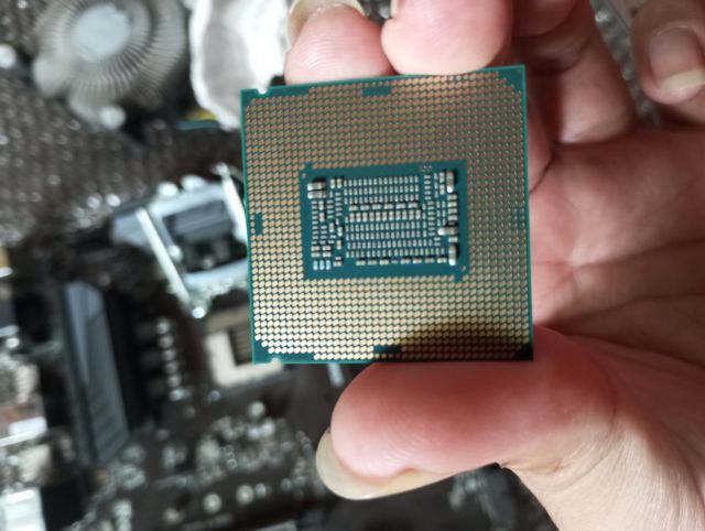ขาย CPU i5 8400 มีออนบอด รูปที่ 2