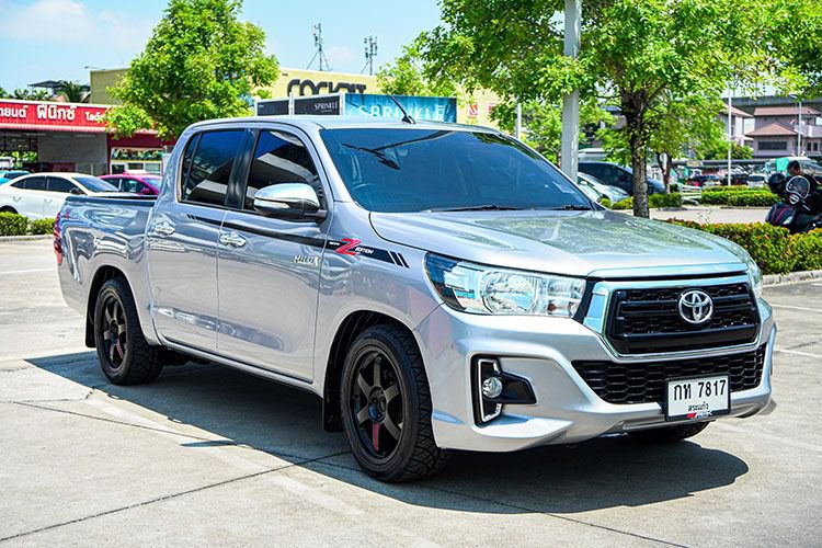 Toyota Hilux Revo 2017 2.4 E Pickup ดีเซล ไม่ติดแก๊ส เกียร์ธรรมดา เทา รูปที่ 2