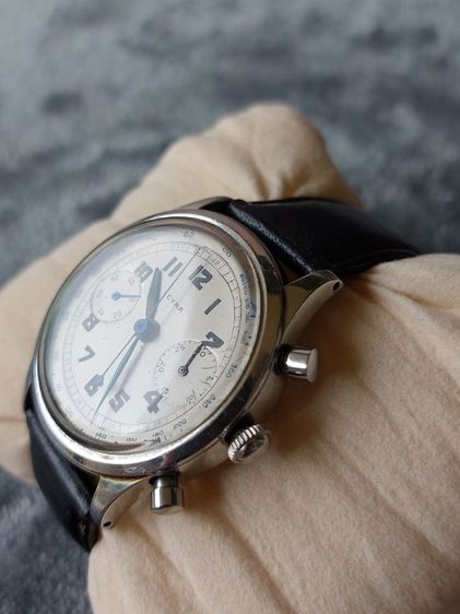 vintage cyma chronograph watch รูปที่ 5
