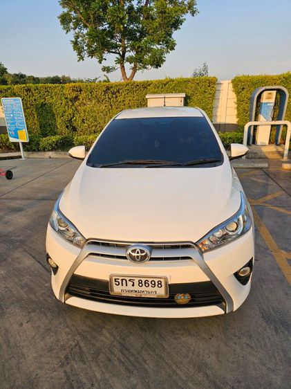 Toyota Yaris 2016 1.2 G Sedan เบนซิน ไม่ติดแก๊ส เกียร์อัตโนมัติ ขาว รูปที่ 4