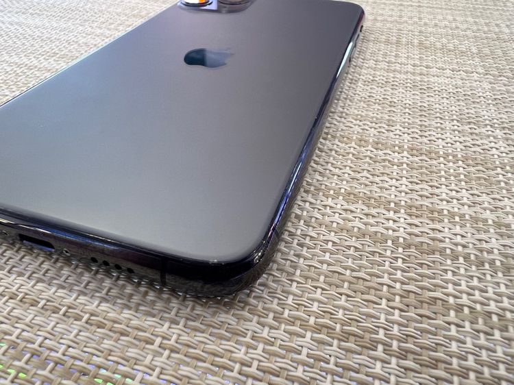 iPhone 11 Pro Max 64 สีดำ รูปที่ 5