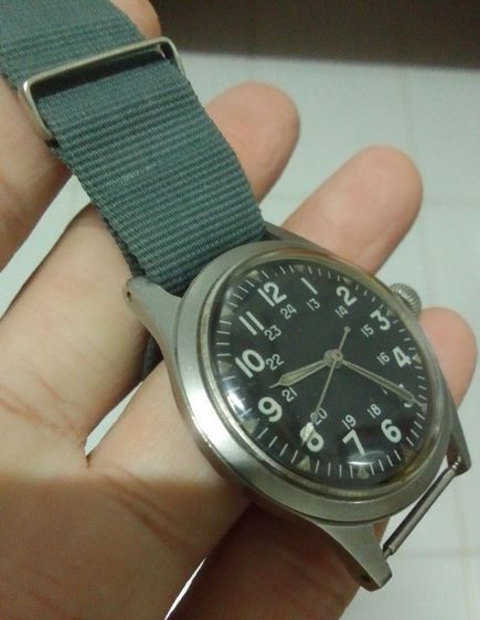 นาฬิกา Benrus US Army ไขลาน เดิมๆ ขนาด 34 มม. วินเทจทหารแท้ ใช้งานได้ปกติ สายนาโต้อังกฤษแท้ รูปที่ 5