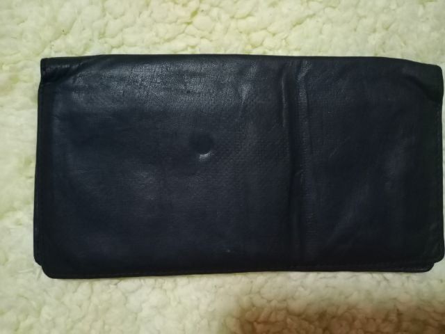 กระเป๋าสตางค์หนังแท้สีดำ รูปที่ 1