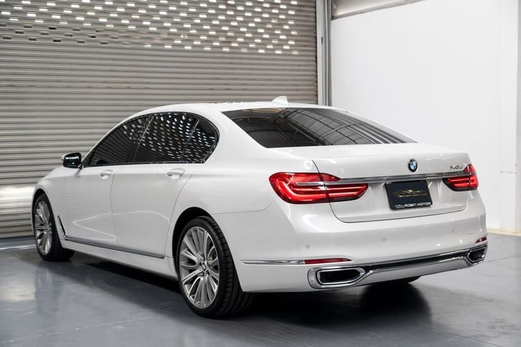 BMW Series 7 2016 740Li Sedan เบนซิน ไม่ติดแก๊ส เกียร์อัตโนมัติ ขาว รูปที่ 4