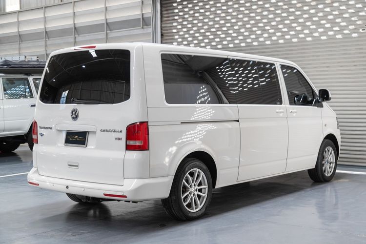 Volkswagen Caravelle 2015 2.0 TDi Van ดีเซล ไม่ติดแก๊ส เกียร์อัตโนมัติ ขาว รูปที่ 2