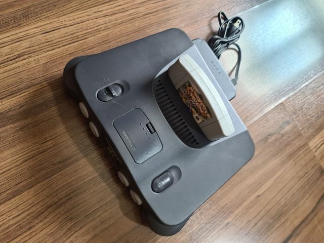เครื่อง Nintendo 64(N64) สีดำ 1จอยอุปกรณ์ครบพร้อมเล่น รูปที่ 4
