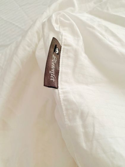 ผ้าปูที่นอนรัดมุม (แบบบาง) ขนาด 5ฟุต สีขาวลายทาง ยี่ห้อ Cotton let มือสองสภาพดี สินค้าญี่ปุ่น-เกาหลีแท้ รูปที่ 4