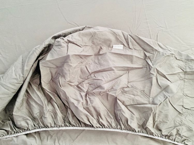 ผ้าปูที่นอนรัดมุม (แบบบาง) ขนาด 5ฟุต สีเทา ยี่ห้อ Amante (Made in Vietnam) มือสองขายตามสภาพ สินค้าญี่ปุ่น-เกาหลีแท้ รูปที่ 7