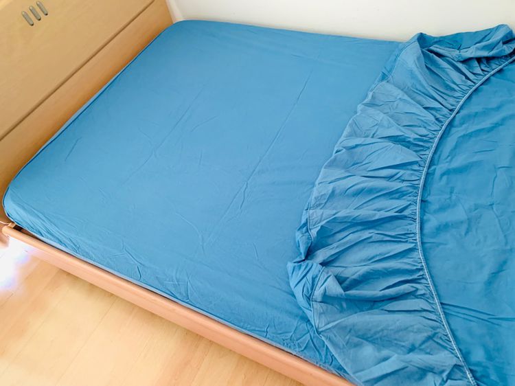 ผ้าปูที่นอนรัดมุม (แบบบาง) ขนาด 5ฟุต สีฟ้า มือสองสภาพดี สินค้าญี่ปุ่น-เกาหลีแท้ รูปที่ 5