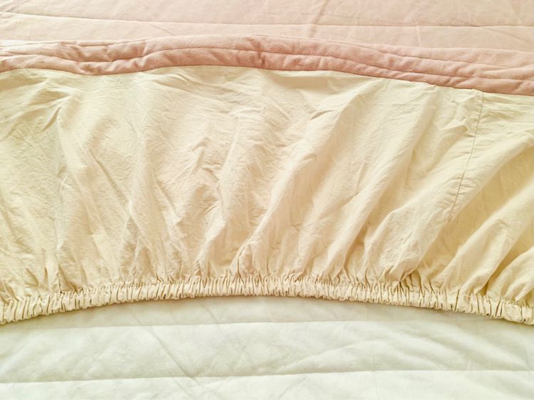 ผ้าปูที่นอนรัดมุม (แบบหนา) ขนาด 5ฟุต สีน้ำตาลกำมะหยี่ลายดอกวินเทจ (สภาพใหม่) มือสองสภาพดี สินค้าญี่ปุ่น-เกาหลีแท้ รูปที่ 8
