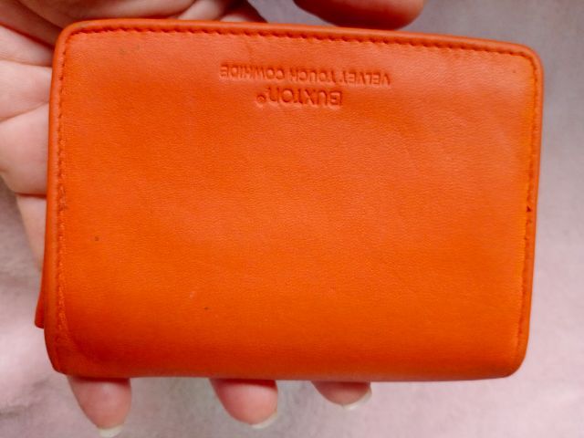 กระเป๋าใส่บัตรหนังแท้สีส้ม buxon รูปที่ 4