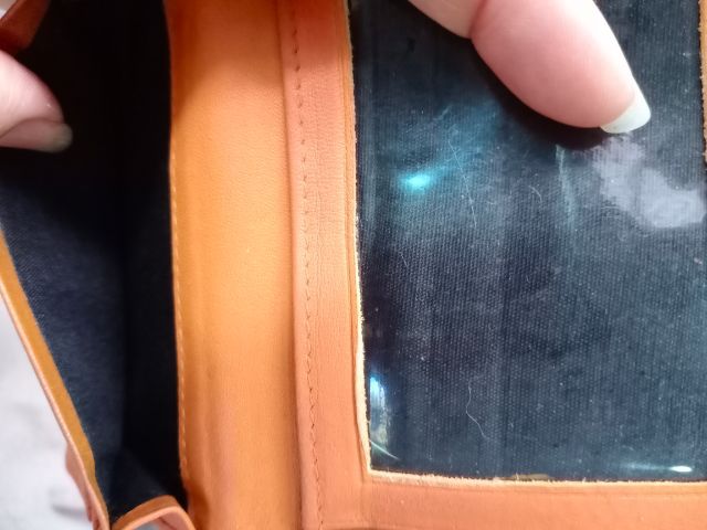 กระเป๋าใส่บัตรหนังแท้สีส้ม buxon รูปที่ 3