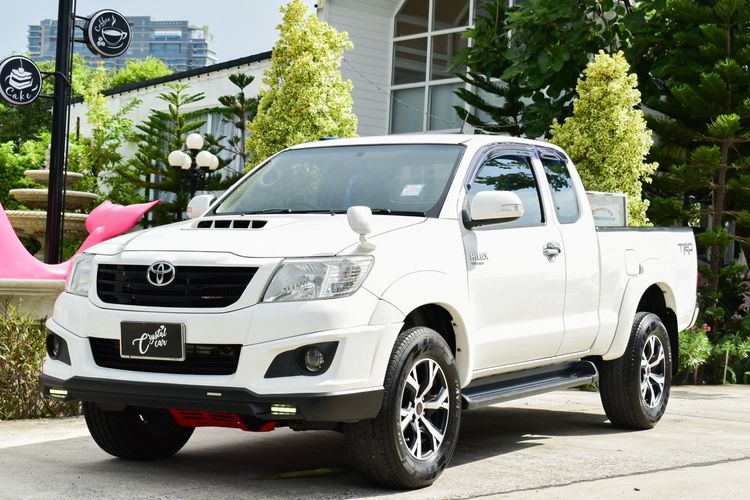 Toyota Hilux Vigo 2013 2.5 E TRD Pickup ดีเซล ไม่ติดแก๊ส เกียร์ธรรมดา ขาว รูปที่ 3