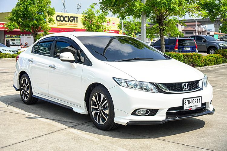 Honda Civic 2014 1.8 ES i-VTEC Sedan เบนซิน ไม่ติดแก๊ส เกียร์อัตโนมัติ ขาว รูปที่ 2