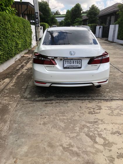 Honda Accord 2018 2.0 EL i-VTEC Sedan เบนซิน ไม่ติดแก๊ส เกียร์อัตโนมัติ ขาว รูปที่ 2