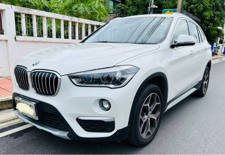 BMW X1 2019 2.0 sDrive18d xLine Utility-car ดีเซล เกียร์อัตโนมัติ ขาว รูปที่ 4
