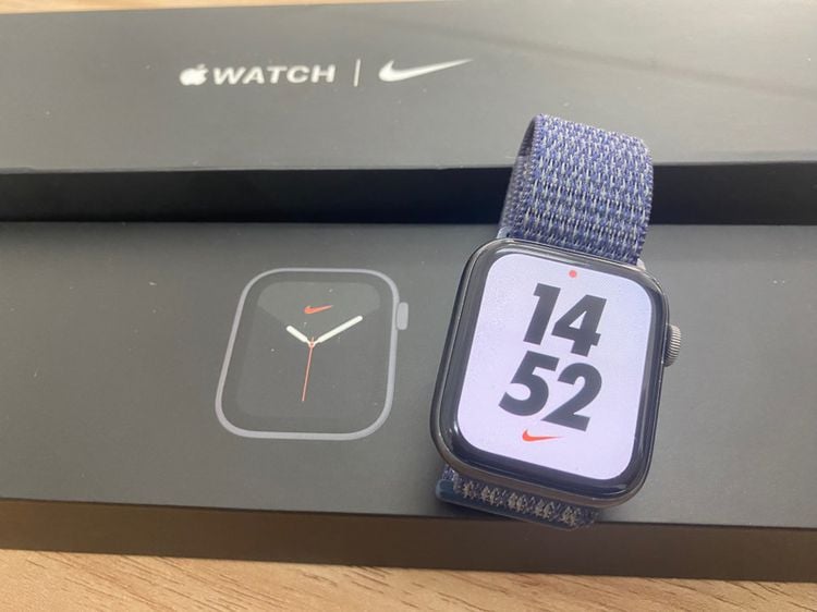 Apple Watch Series 5 GPS Nike 44 mm  รูปที่ 1