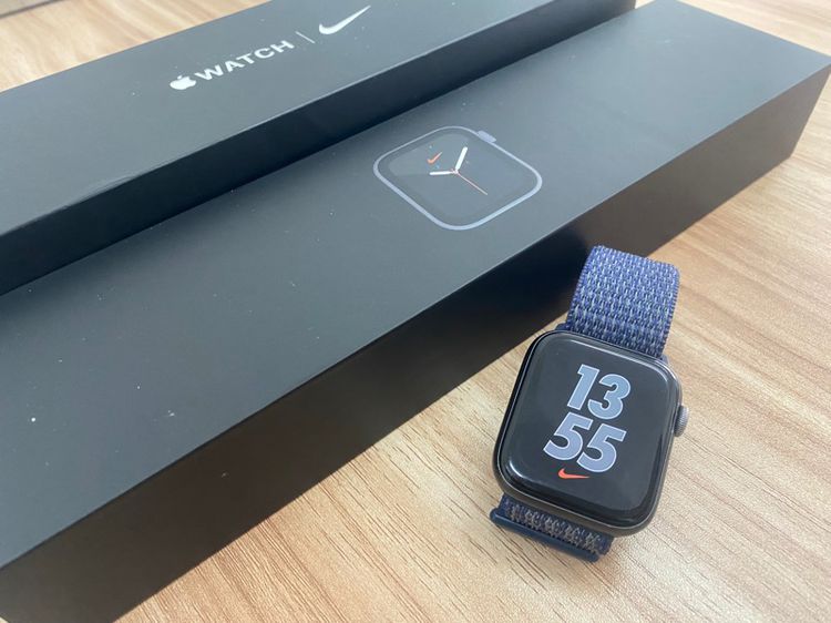 Apple Watch Series 5 GPS Nike 44 mm  รูปที่ 9
