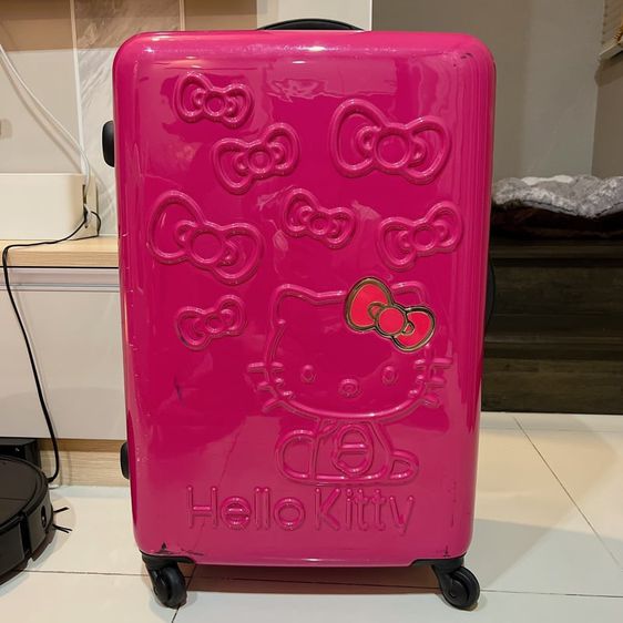 กระเป๋าเดินทาง Hello Kitty แท้ หิ้วมาจากญี่ปุ่น สภาพดี 24 นิ้ว
