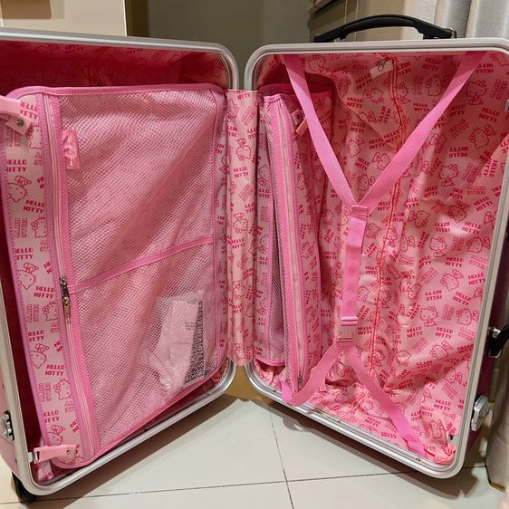 กระเป๋าเดินทาง Hello Kitty แท้ หิ้วมาจากญี่ปุ่น สภาพดี 24 นิ้ว รูปที่ 9